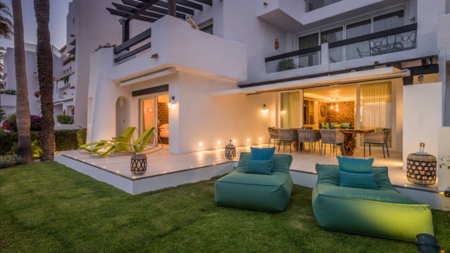 3-bedroom apartment in Marina Puente Romano