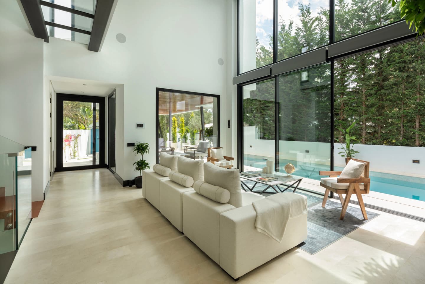 5-bedroom villa in Golden Mile