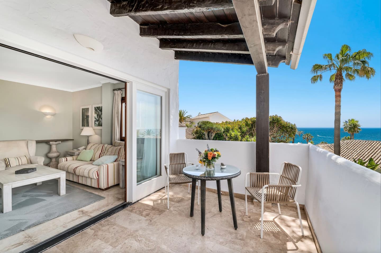 1-bedroom penthouse in Hotel Puente Romano photo 1