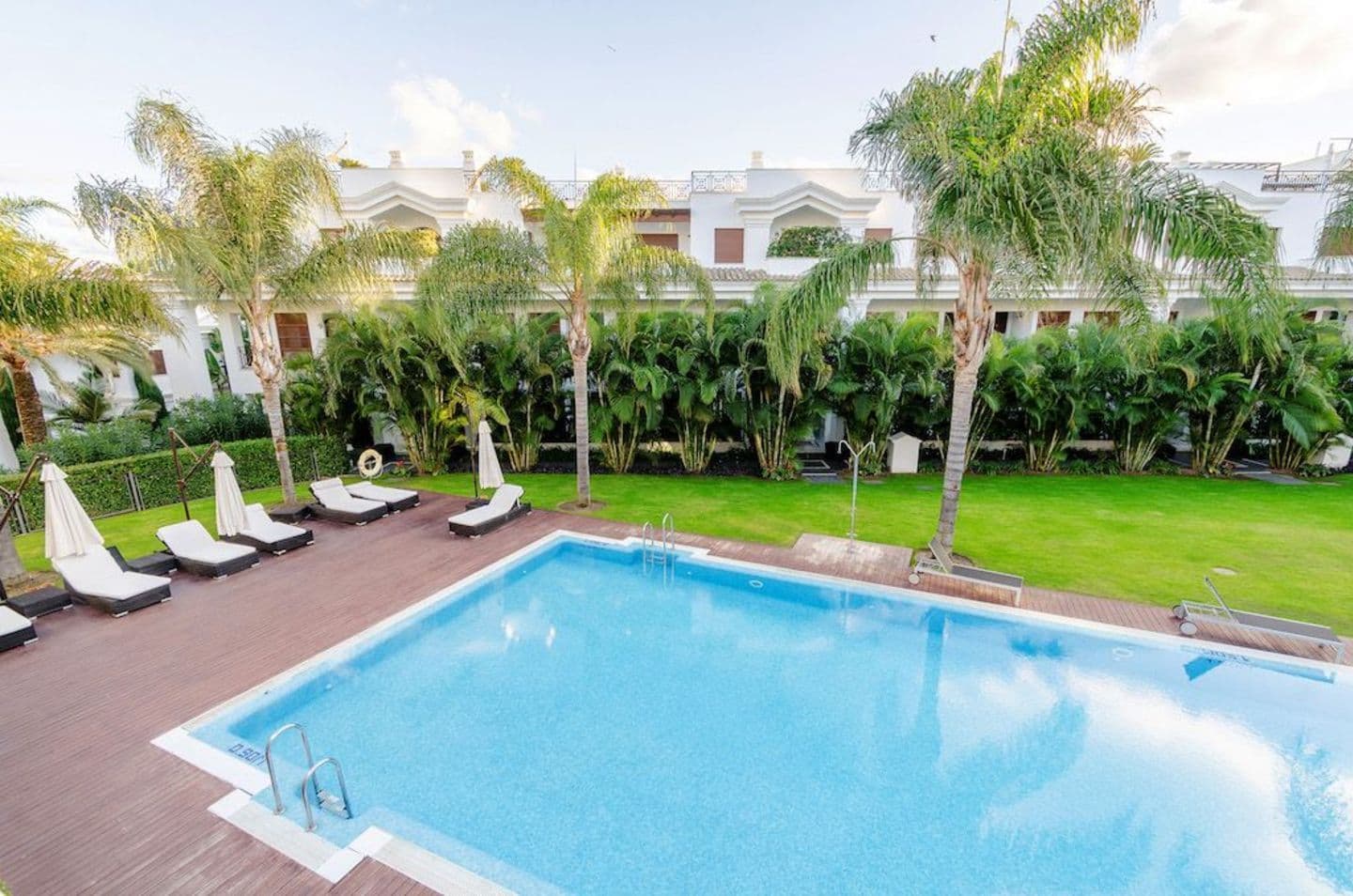 3-bedroom apartment in Doncella Beach
