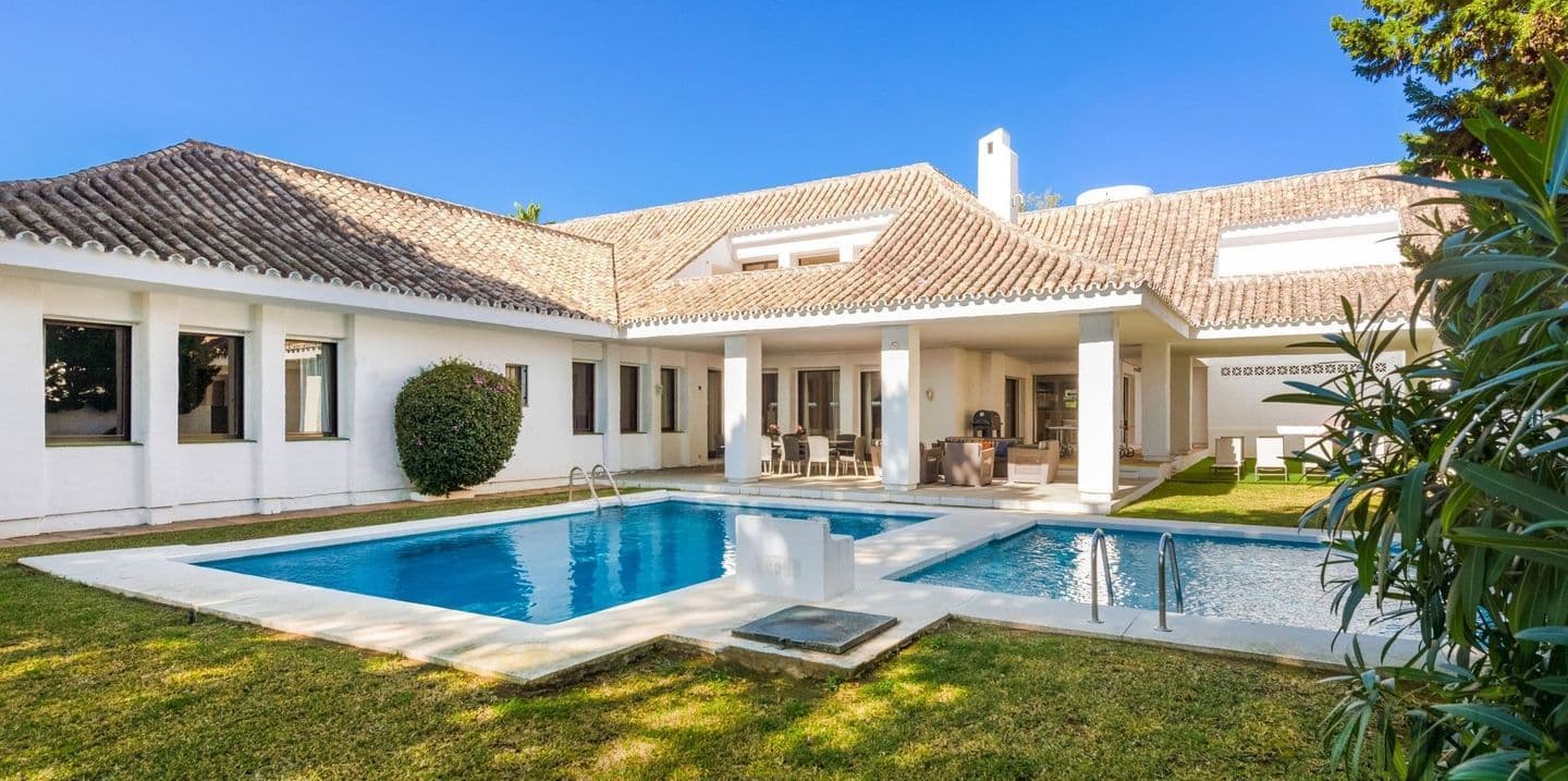 4-bedroom villa in la Marina photo 1