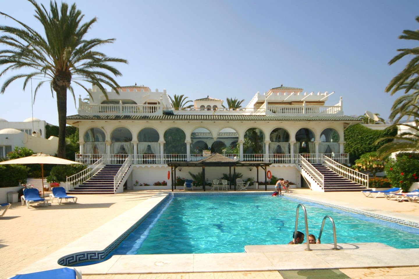 3-bedroom villa in Oasis Club photo 1