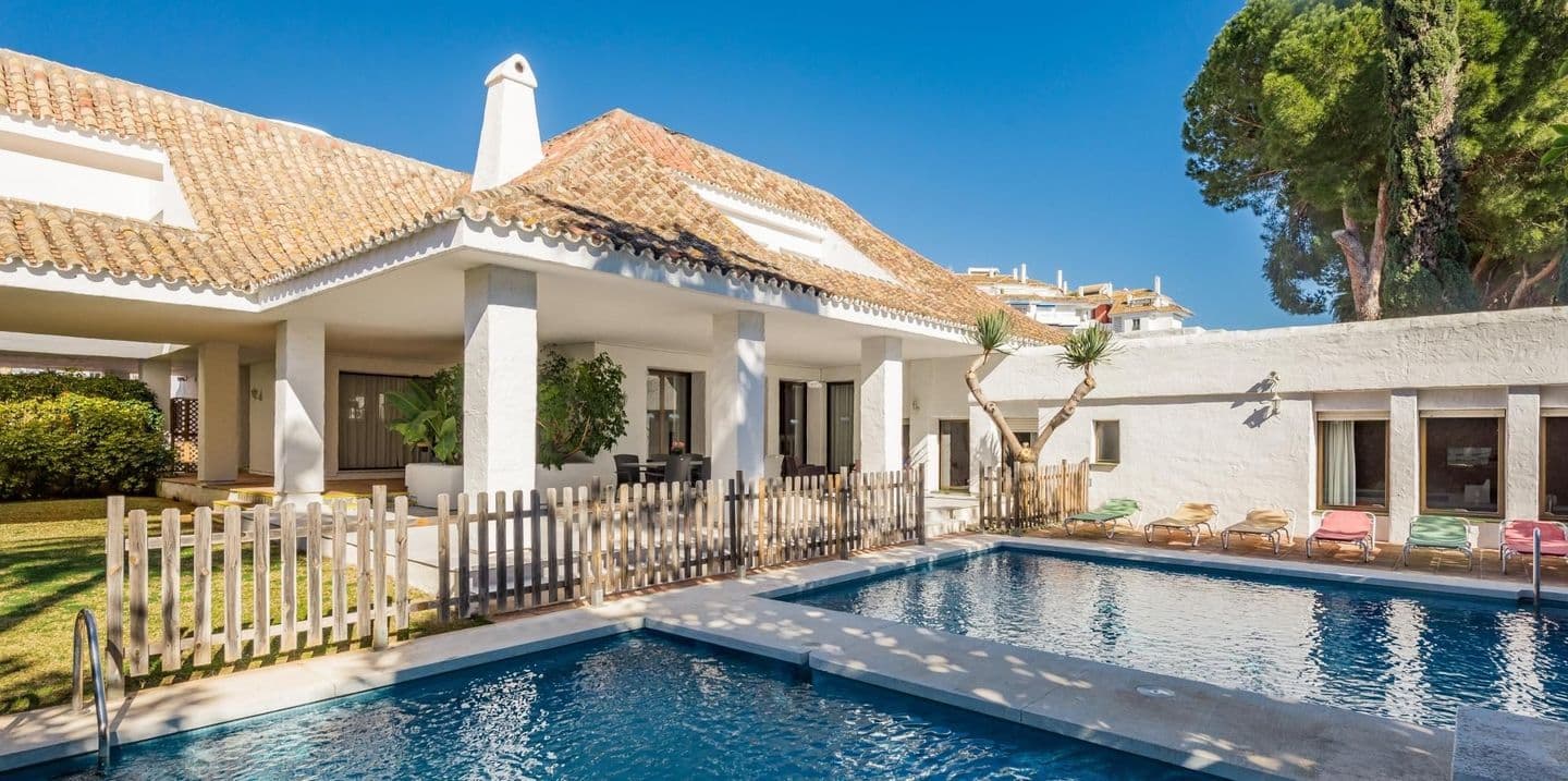 4-bedroom villa in la Marina photo 1