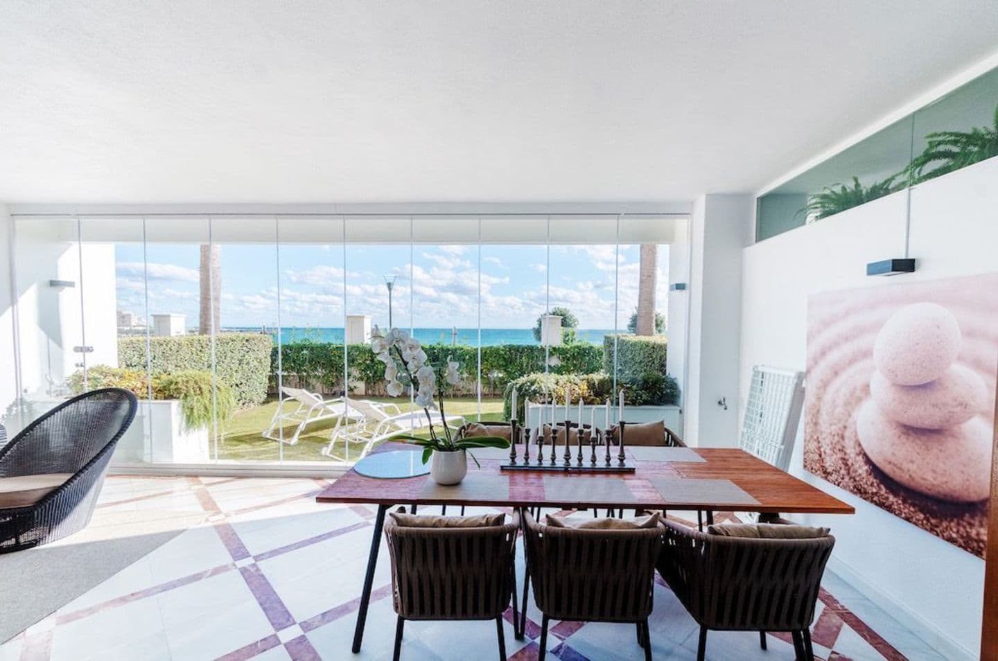 2-bedroom apartment in Doncella Beach