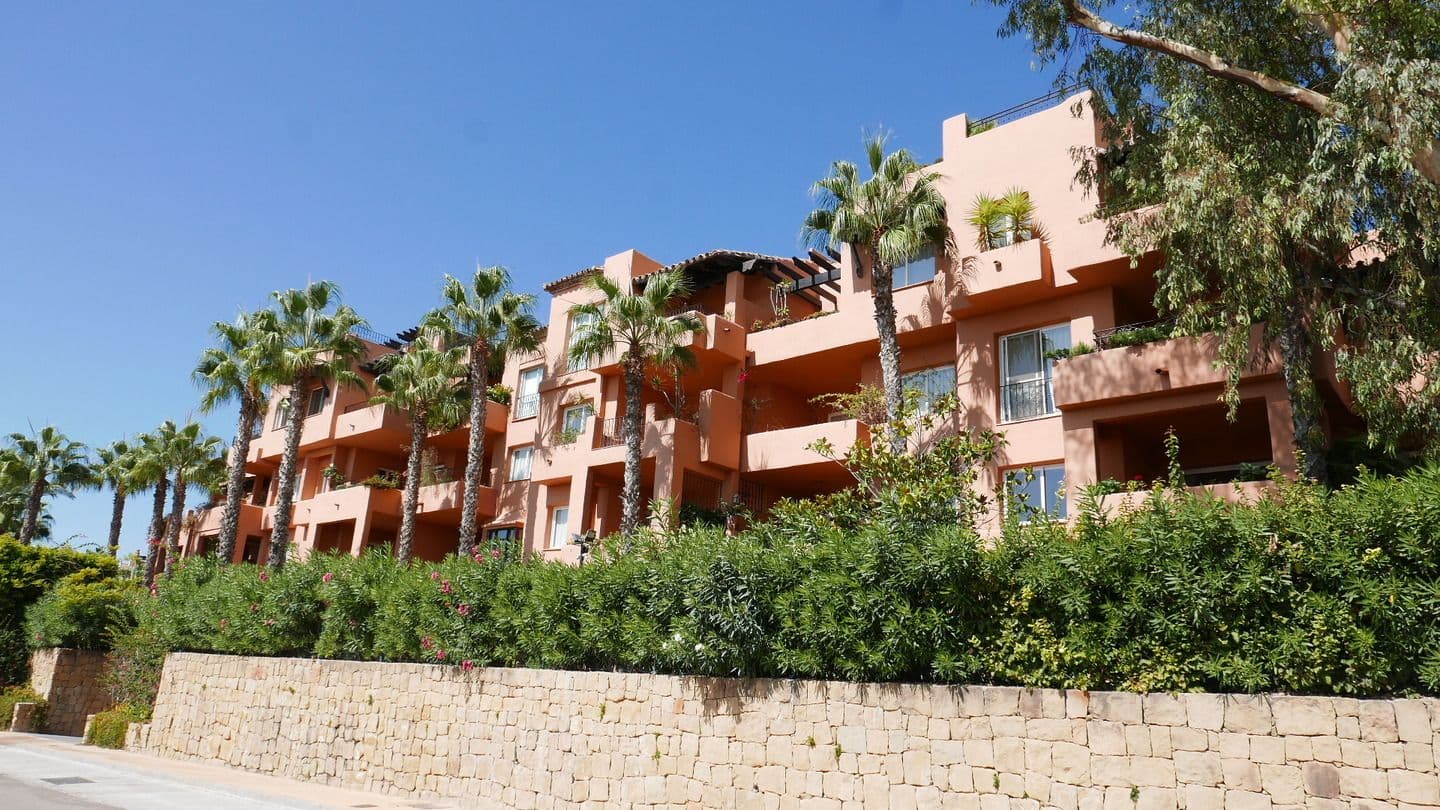 2-bedroom penthouse in Oasis Club photo 1