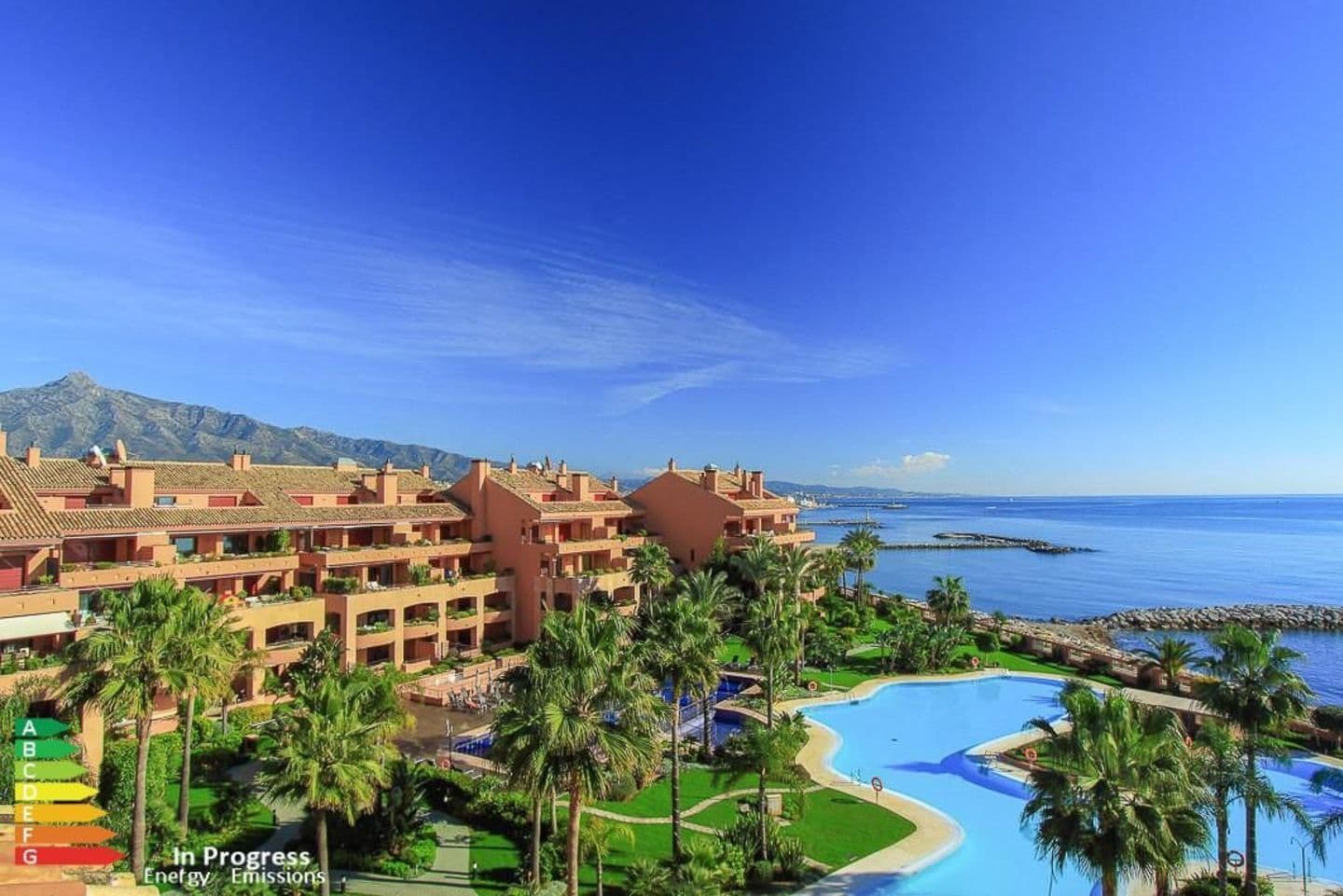 3-bedroom penthouse in Puerto Banus