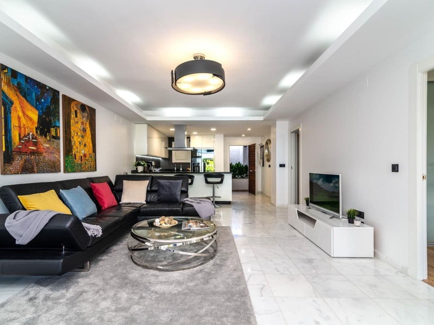 2-bedroom apartment in Marina Puente Romano photo 1