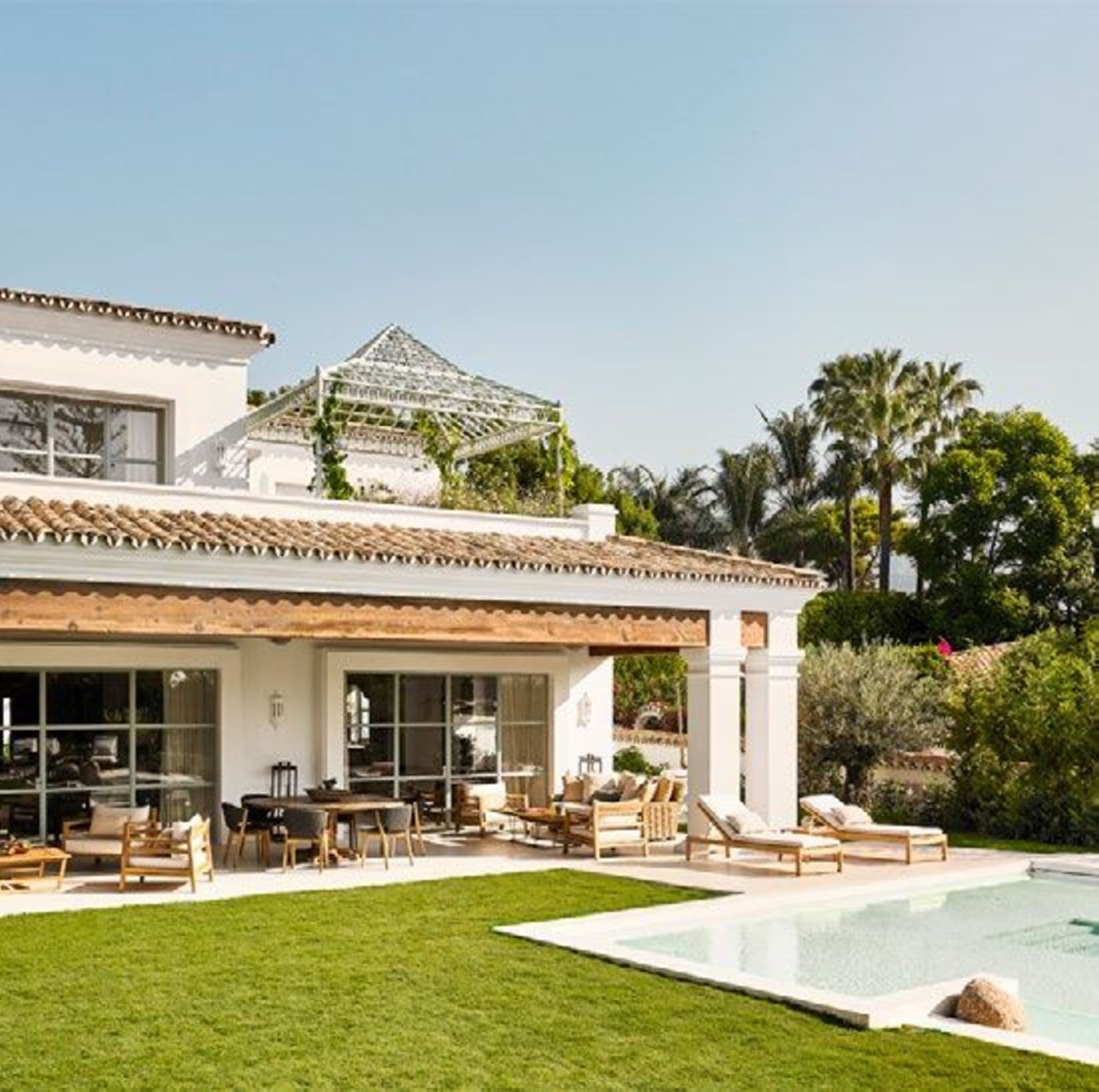 5-bedroom villa in Marbella Club photo 1