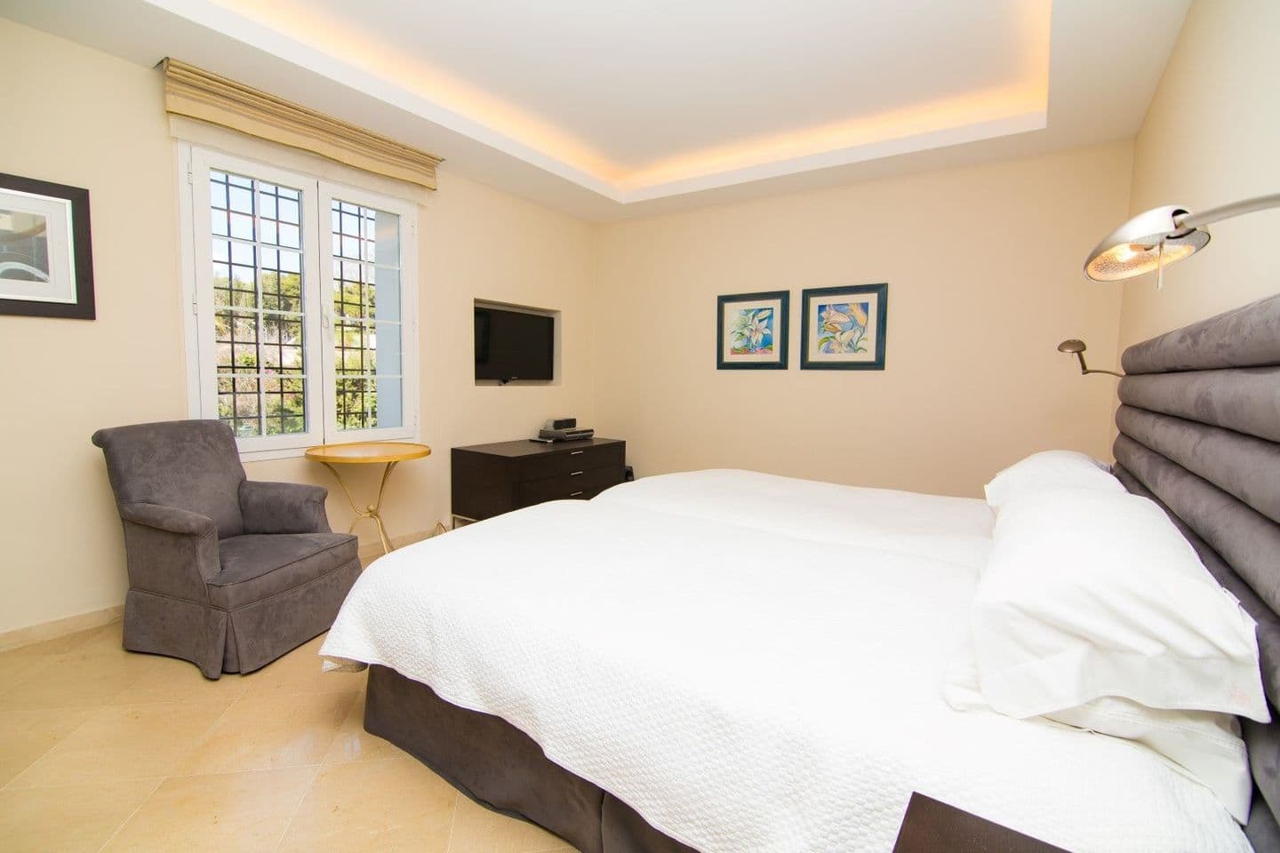 2-bedroom apartment in Puente Romano Phase Ll photo 1