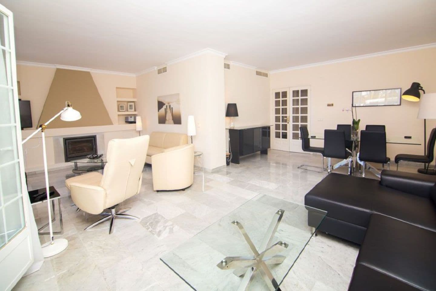2-bedroom apartment in Puente Romano Phase Ll photo 1