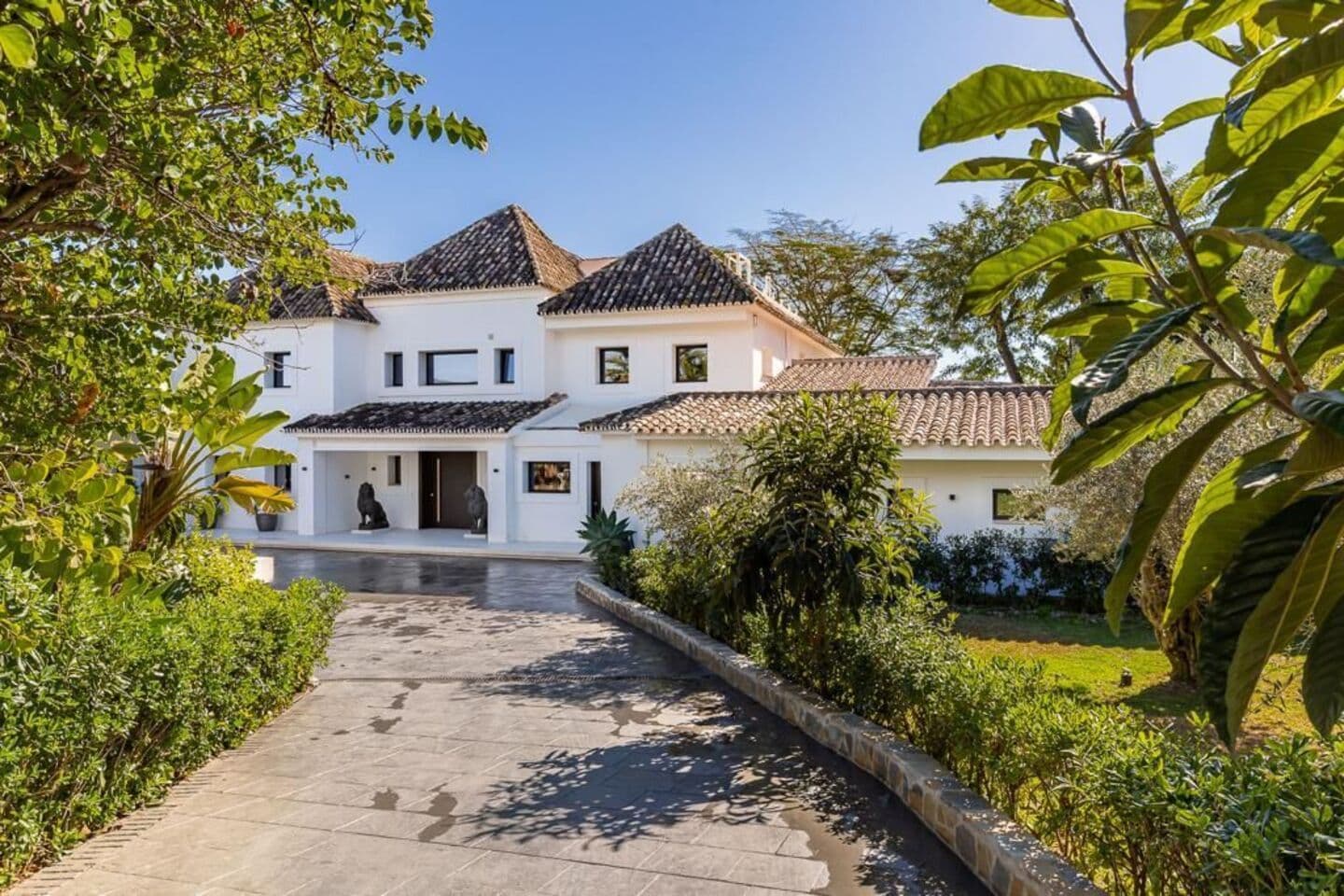 8-bedroom villa in Marbella