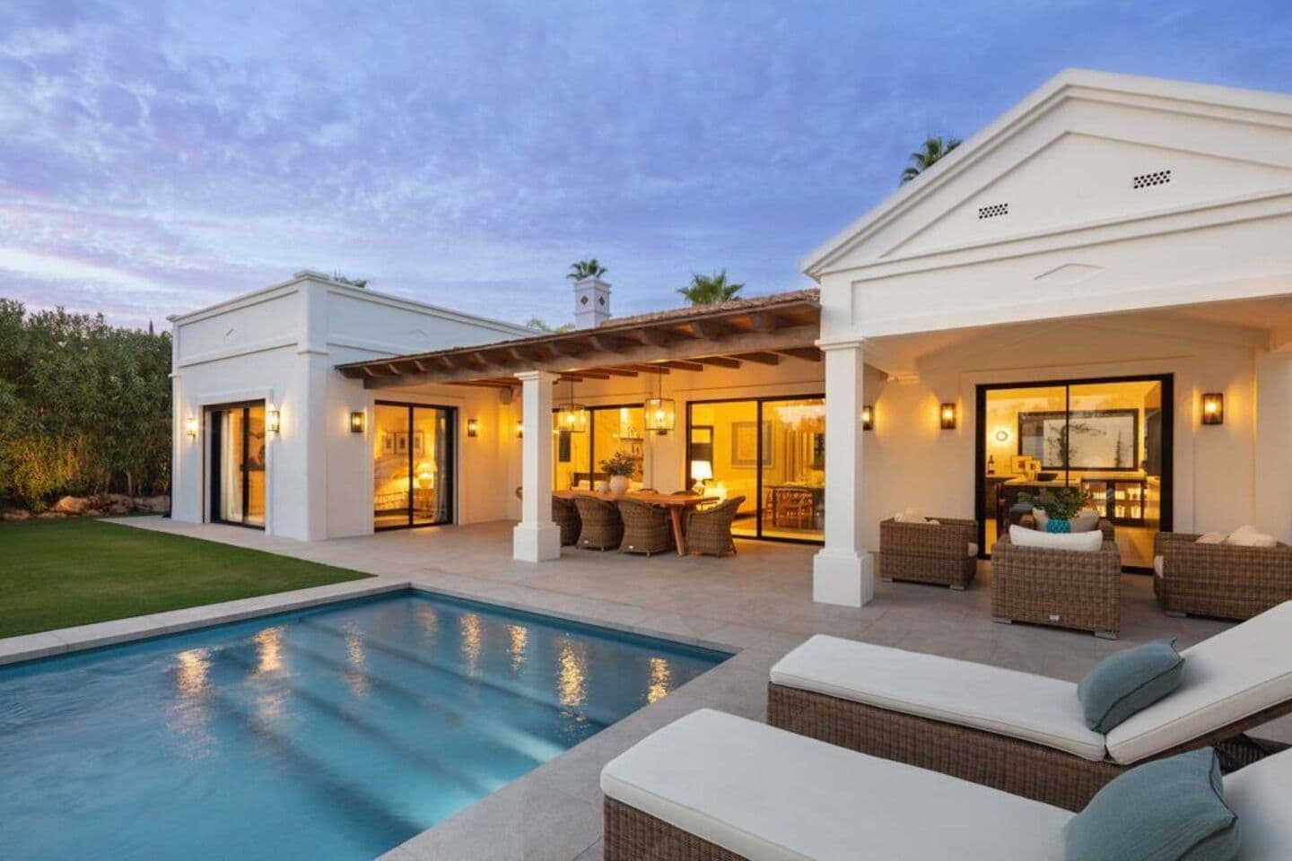 3-bedroom villa in Nueva Andalucia photo 1