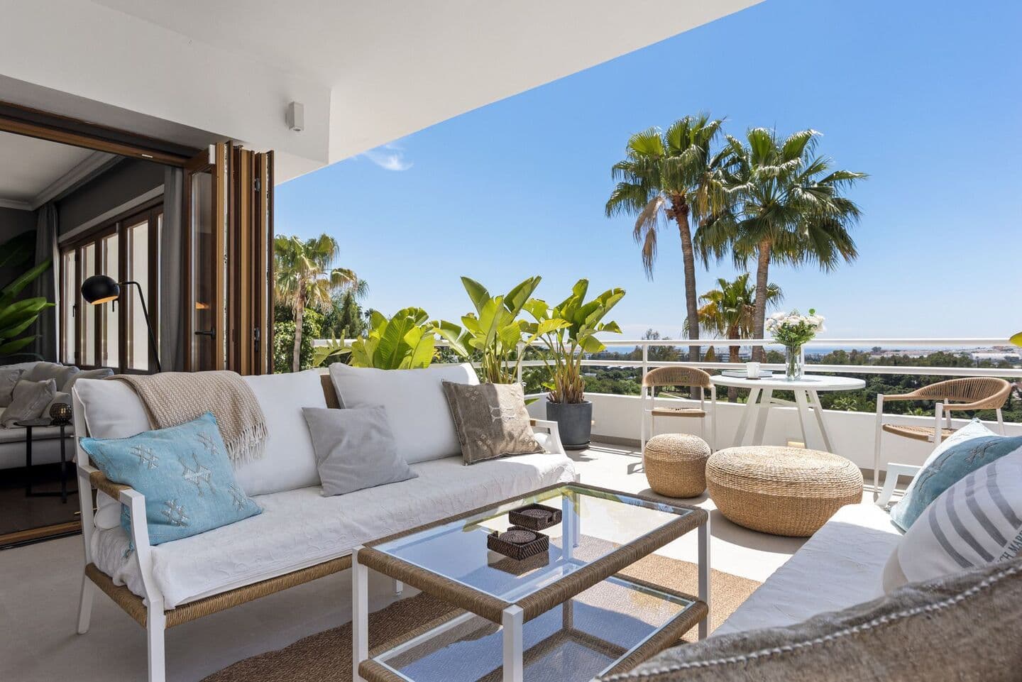 5-bedroom penthouse in Nueva Andalucia