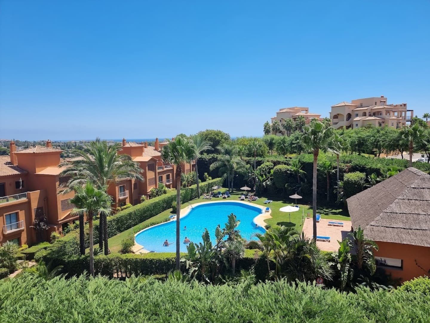 3-bedroom penthouse in Estepona