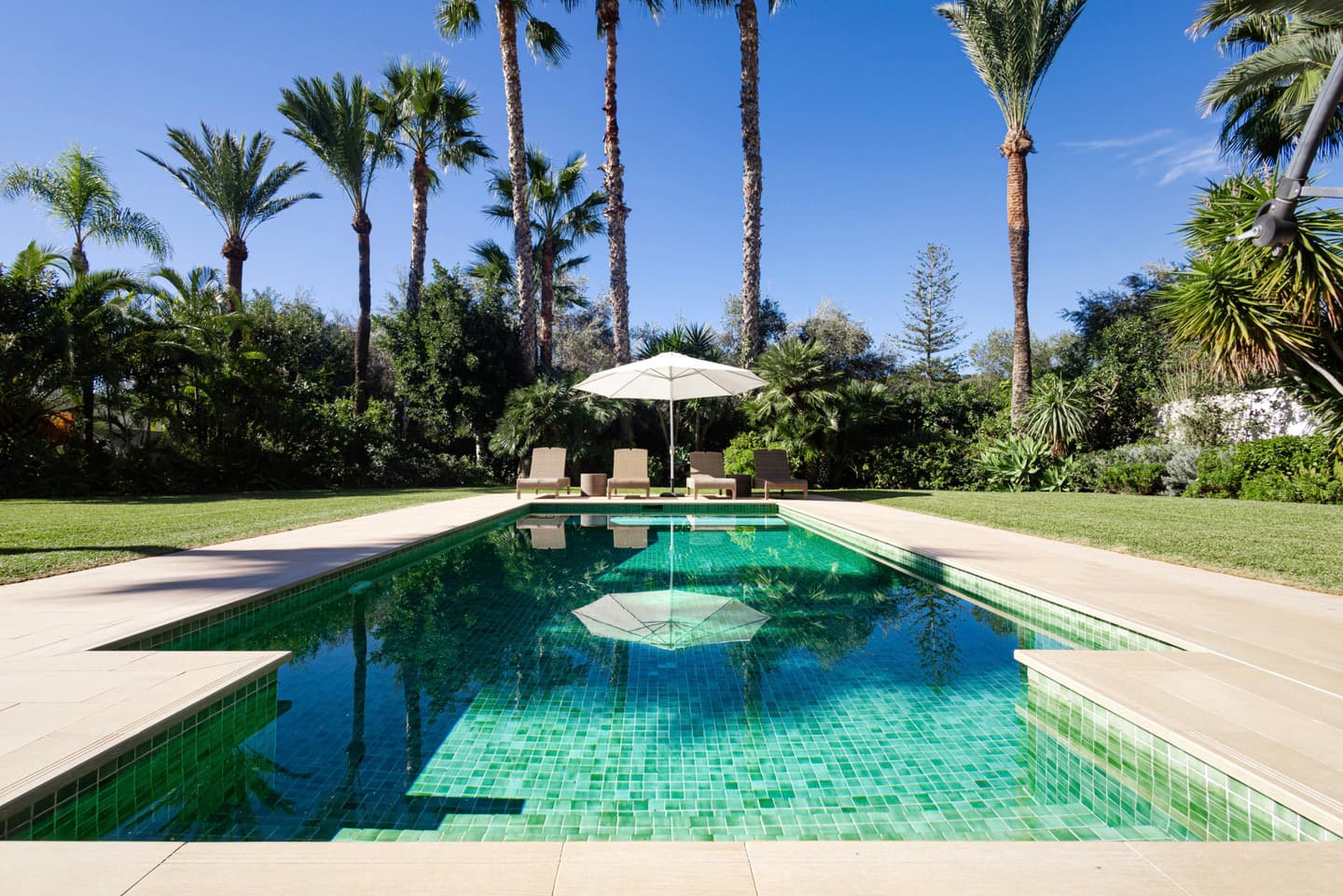4-bedroom villa in Nueva Andalucia photo 1