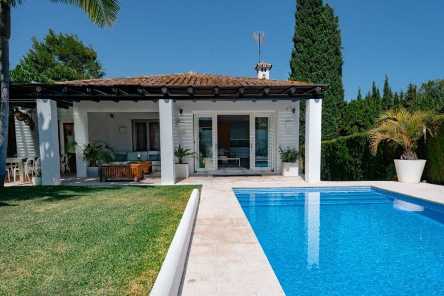 4-bedroom villa in San Pedro de Alcantara photo 1