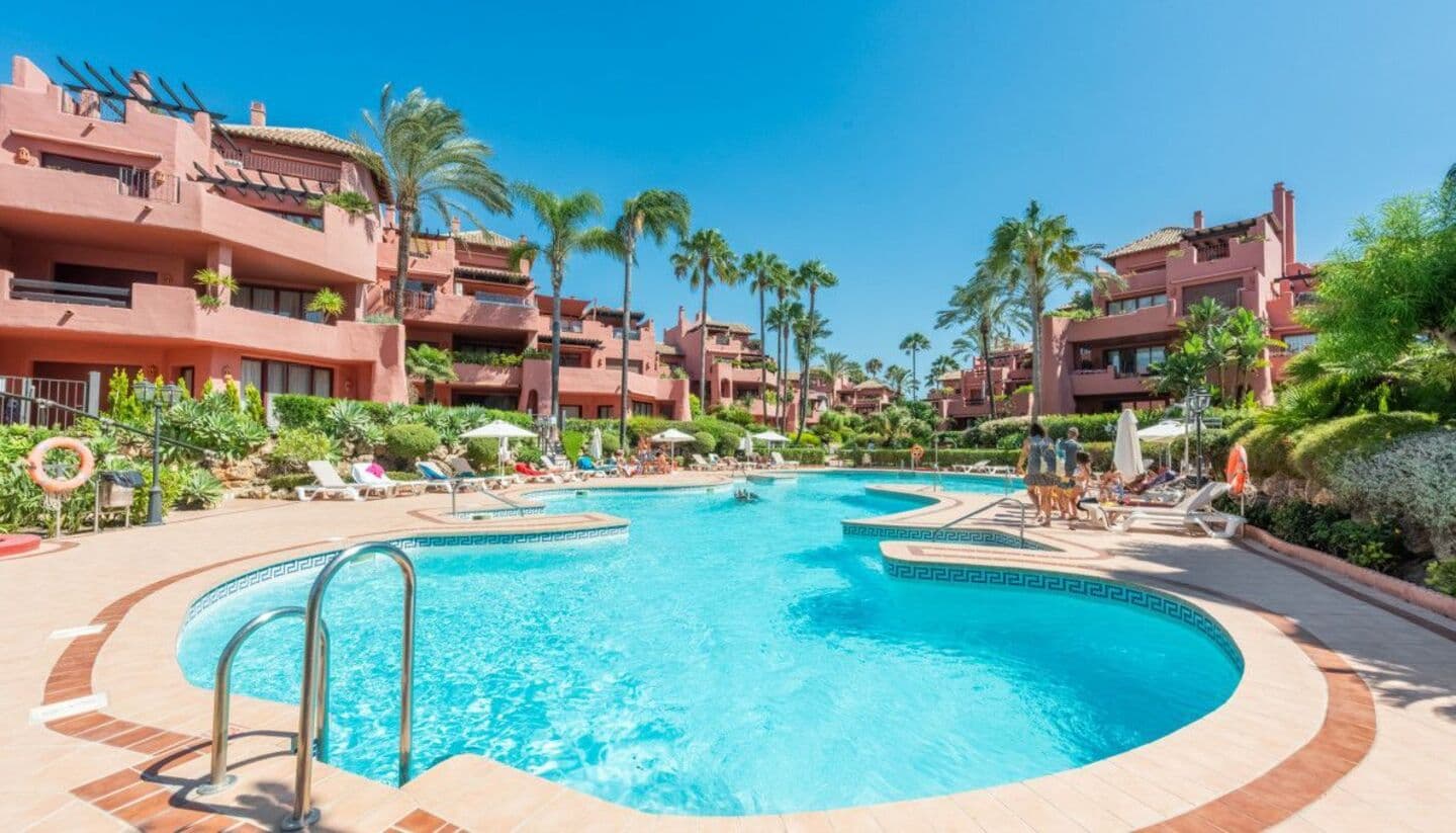 2-bedroom apartment in Estepona