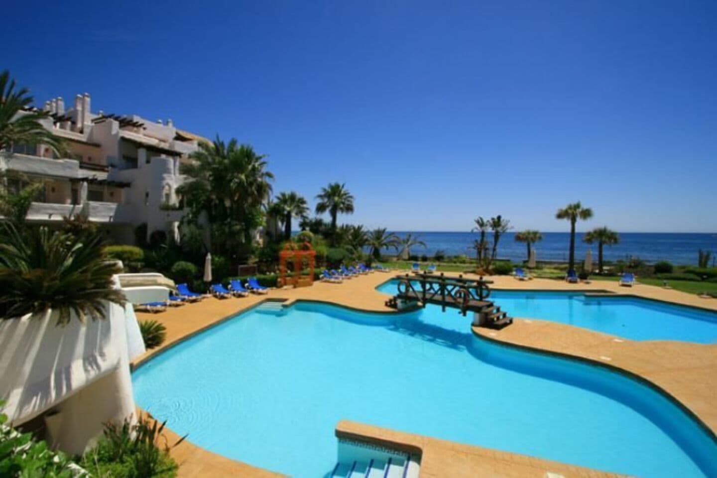 3-bedroom apartment in Ventura del Mar photo 1