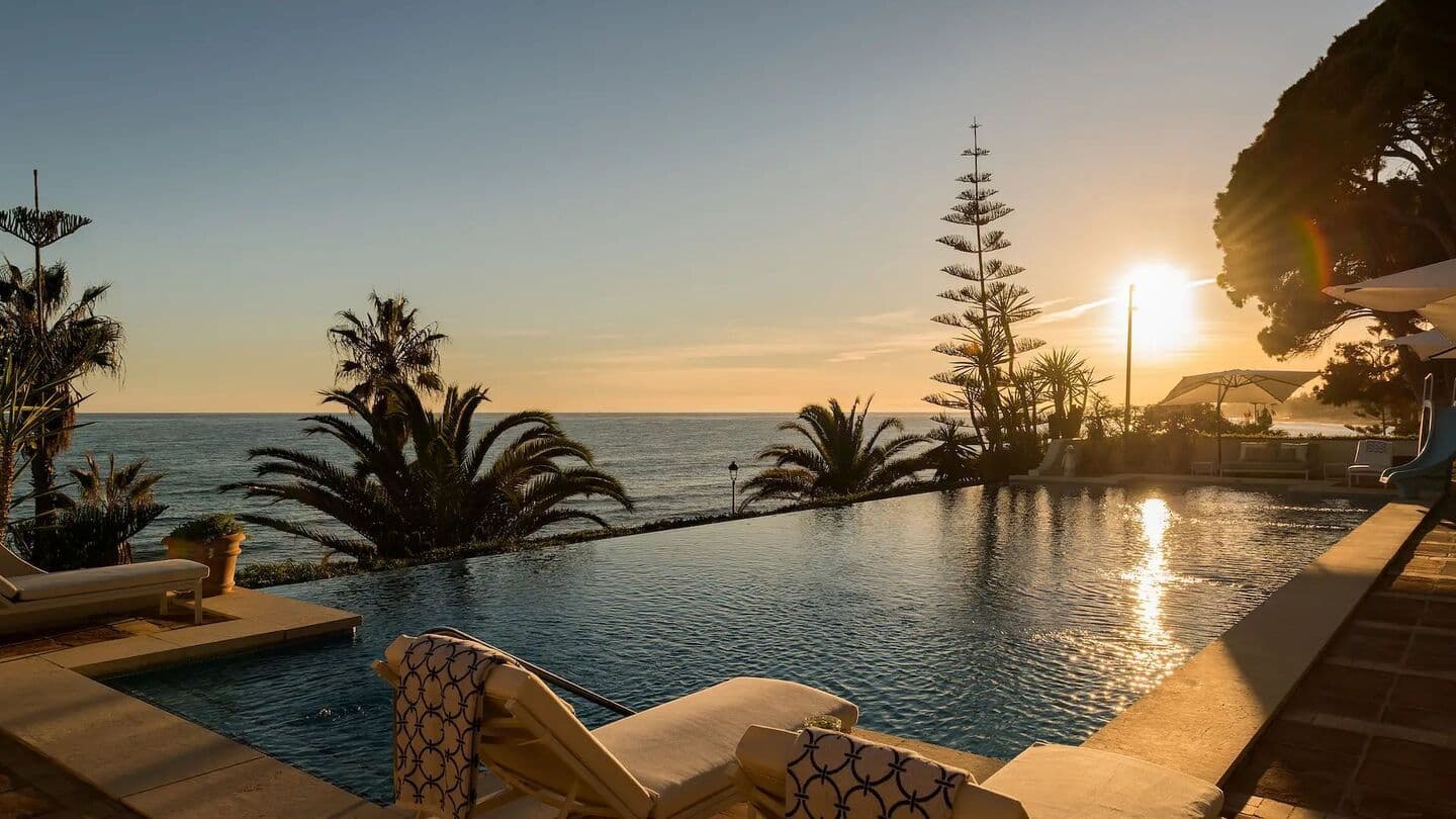 15-bedroom villa in Golden Mile