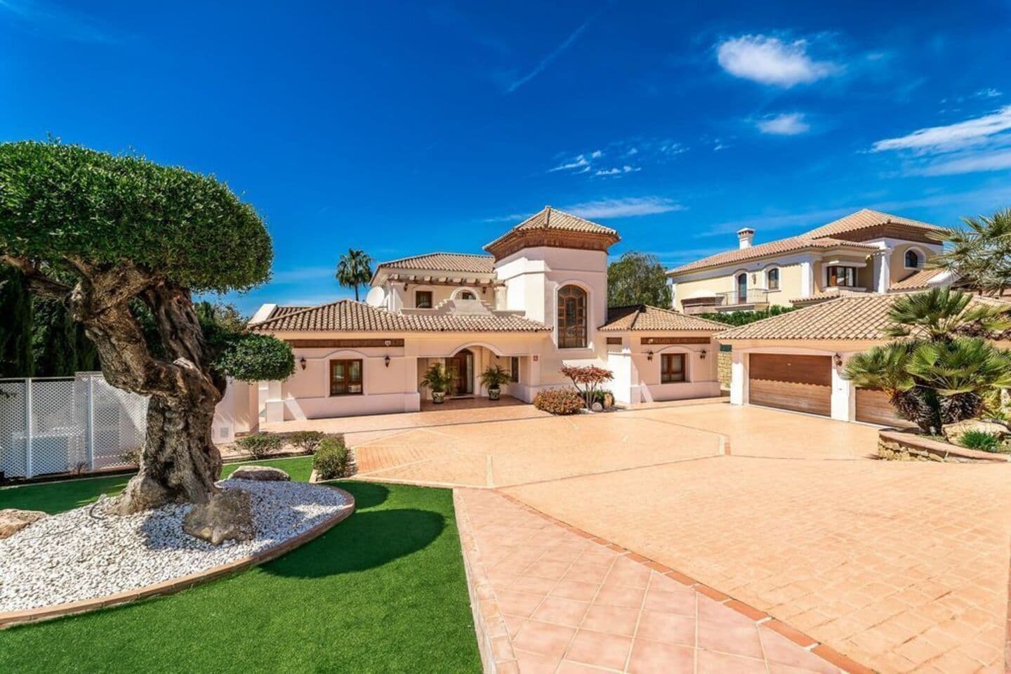 6-bedroom villa in Benahavis