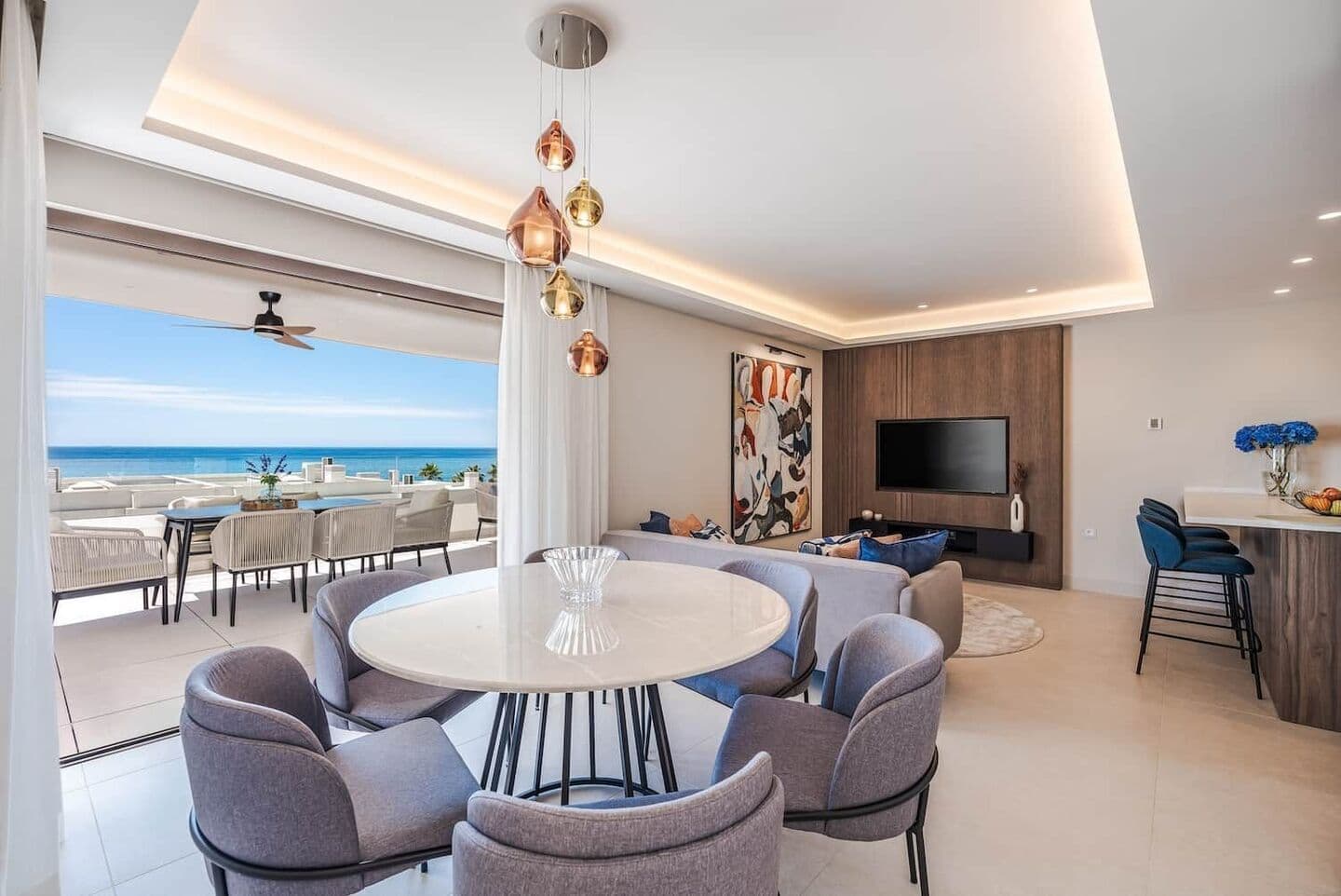 3-bedroom apartment in Estepona