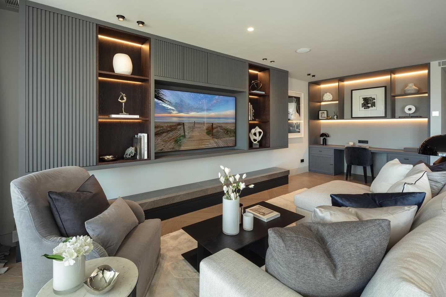 3-bedroom penthouse in Marina Puente Romano