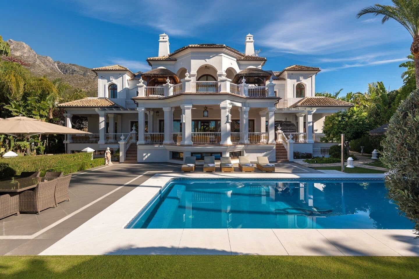 6-bedroom villa in Sierra Blanca