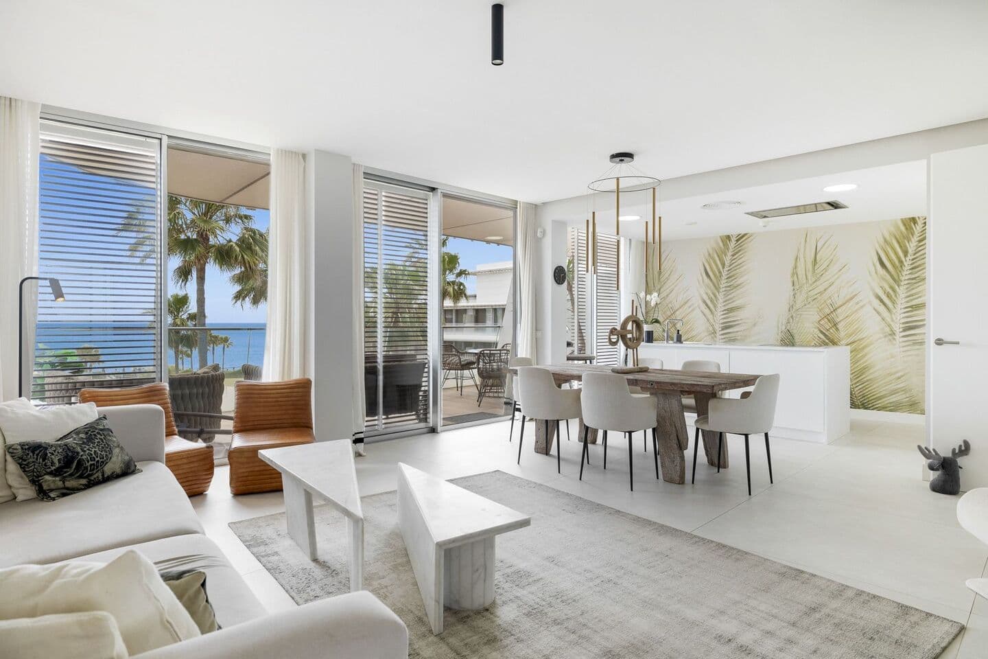 3-bedroom penthouse in Estepona