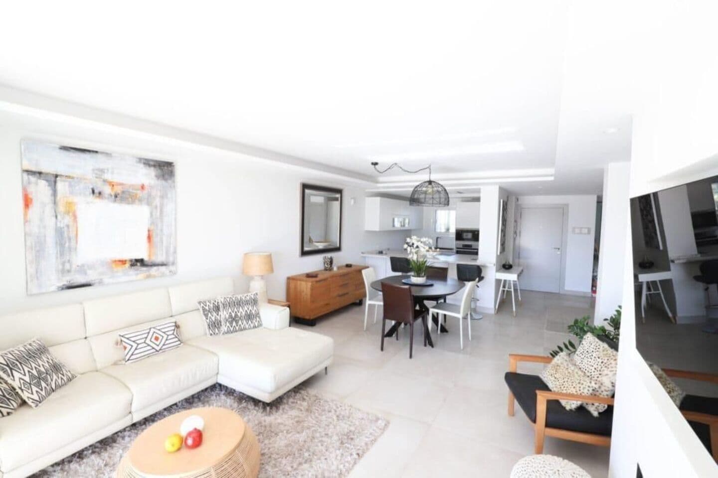 2-bedroom apartment in Puente Romano Phase Ll photo 1